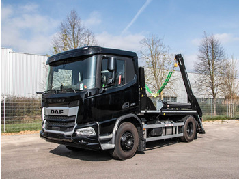 Utovarivač s proklizavajućim upravljanjem DAF XD 410