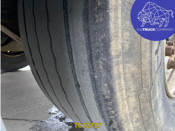 Poluprikolica s ceradom Kögel: slika Poluprikolica s ceradom Kögel