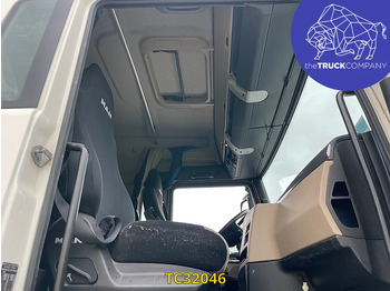 Tegljač MAN TGX 460: slika Tegljač MAN TGX 460