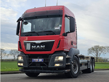 Kamion s kukastom dizalicom MAN TGS 26.440