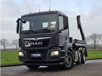 Utovarivač s proklizavajućim upravljanjem MAN TGS 26.460