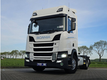 Transporter kontejnera/ Kamion s izmjenjivim sanducima SCANIA R 450