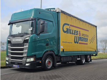 Kamion s ceradom SCANIA S 450