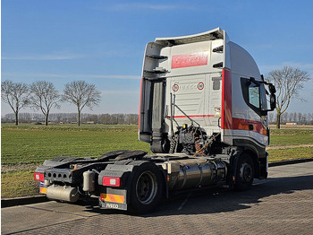 Tegljač Iveco AS440S46 STRALIS LNG INTARDER: slika Tegljač Iveco AS440S46 STRALIS LNG INTARDER