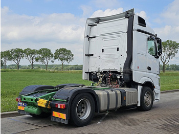Tegljač Mercedes-Benz ACTROS 1848 LS STR.SP. RET. 2X TANK: slika Tegljač Mercedes-Benz ACTROS 1848 LS STR.SP. RET. 2X TANK