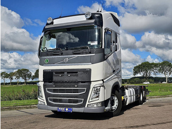 Transporter kontejnera/ Kamion s izmjenjivim sanducima VOLVO FH 460