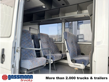 Minibus, Putnički kombi Mercedes-Benz 711 D-KA 4x2, Standklima, 11-Sitze, 2 x on stock: slika Minibus, Putnički kombi Mercedes-Benz 711 D-KA 4x2, Standklima, 11-Sitze, 2 x on stock Minibus, Putnički kombi Mercedes-Benz 711 D-KA 4x2, Standklima, 11-Sitze, 2 x on stock: slika Minibus, Putnički kombi Mercedes-Benz 711 D-KA 4x2, Standklima, 11-Sitze, 2 x on stock