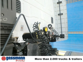 Tegljač Iveco Stralis 440S45T/P 4x2: slika Tegljač Iveco Stralis 440S45T/P 4x2