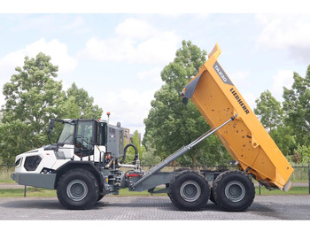 Zglobni istovarivač LIEBHERR