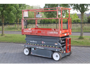Škarasta podizna platforma Skyjack SJ III 4626 | 9.75 METER | 454 KG: slika Škarasta podizna platforma Skyjack SJ III 4626 | 9.75 METER | 454 KG