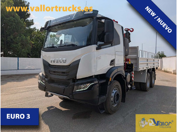 Kamion s kranom IVECO T-WAY