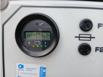 Platforma za podizanje stupa u okomitom položaju Atn PIAF 660 RC: slika Platforma za podizanje stupa u okomitom položaju Atn PIAF 660 RC