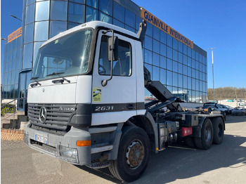 Kamion s kukastom dizalicom MERCEDES-BENZ Actros 2631