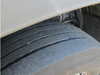 Tegljač Renault Premium 460 DXI: slika Tegljač Renault Premium 460 DXI