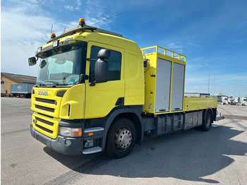 Kamion s otvorenim sandukom SCANIA P 400