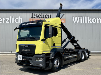 Kamion s kukastom dizalicom MAN TGS 26.470
