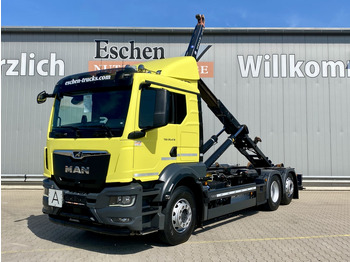 Kamion s kukastom dizalicom MAN TGS 26.470