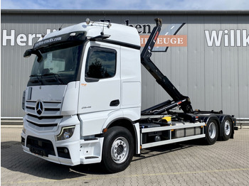 Kamion s kukastom dizalicom MERCEDES-BENZ Actros 2545