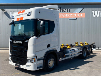 Transporter kontejnera/ Kamion s izmjenjivim sanducima SCANIA R 450