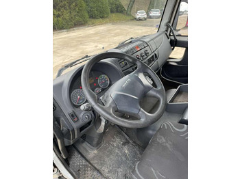 Kamion hladnjača Iveco Eurocargo 160E30: slika Kamion hladnjača Iveco Eurocargo 160E30