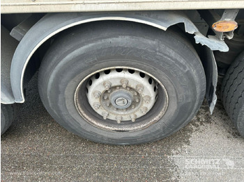 Poluprikolica sa zatvorenim sandukom FRUEHAUF Dryfreight Standard: slika Poluprikolica sa zatvorenim sandukom FRUEHAUF Dryfreight Standard