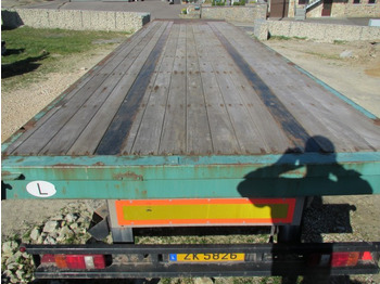 Poluprikolica plato/ Otvoreni sanduk Blumhardt ZK 5826: slika Poluprikolica plato/ Otvoreni sanduk Blumhardt ZK 5826