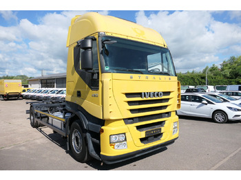 Transporter kontejnera/ Kamion s izmjenjivim sanducima IVECO Stralis AS 190 S 420 ECO LBW AHK KLIMA INTARDER: slika Transporter kontejnera/ Kamion s izmjenjivim sanducima IVECO Stralis AS 190 S 420 ECO LBW AHK KLIMA INTARDER