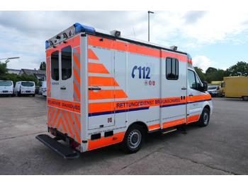 Vozilo hitne pomoći MERCEDES-BENZ 319 Sprinter 6-Zylinder Rettungswagen  Strobel: slika Vozilo hitne pomoći MERCEDES-BENZ 319 Sprinter 6-Zylinder Rettungswagen  Strobel
