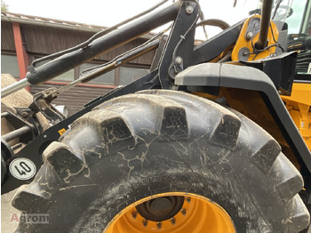 Utovarivač na kotačima JCB 435 S Agri HighLift: slika Utovarivač na kotačima JCB 435 S Agri HighLift