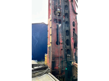 Zabijač stupova Junttan PM-20: slika Zabijač stupova Junttan PM-20