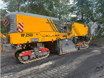 Hladni planer Wirtgen W 250 I: slika Hladni planer Wirtgen W 250 I