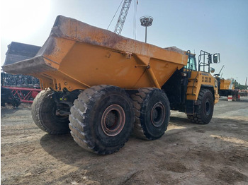 Zglobni istovarivač Komatsu HM400-3R (4 pcs available in Abu Dhabi): slika Zglobni istovarivač Komatsu HM400-3R (4 pcs available in Abu Dhabi)