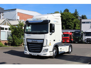 Tegljač DAF XF 530