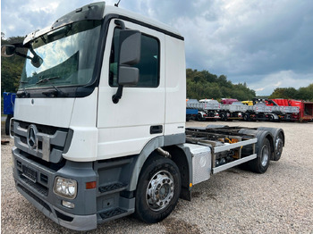 Kamion-šasija MERCEDES-BENZ Actros 2532