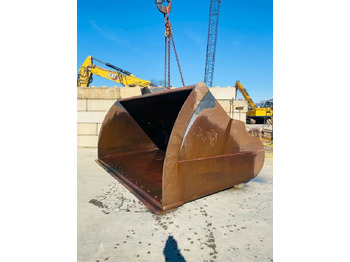Utovarivač na kotačima CATERPILLAR 988K