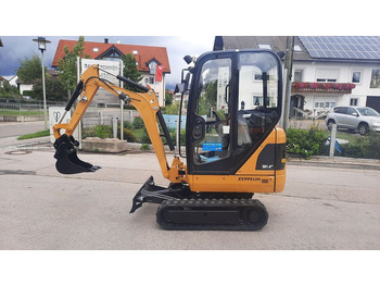 Mini bager CATERPILLAR 301.4