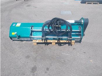 Malčer sa čekićima