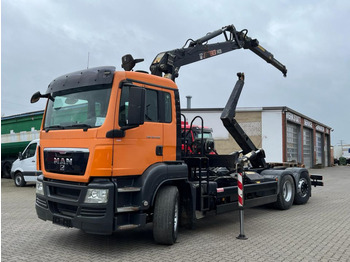 Kamion s kukastom dizalicom MAN TGS