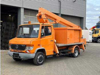 Podizna platforma montirana na kamion MERCEDES-BENZ Vario