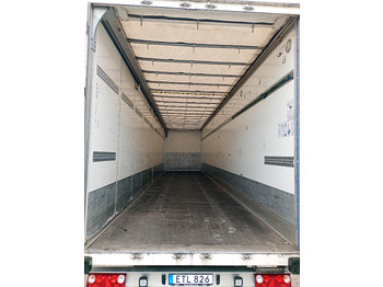 Poluprikolica sa zatvorenim sandukom EKERI BOX OPENSIDE - TARP ROOF - HUCKEPACK: slika Poluprikolica sa zatvorenim sandukom EKERI BOX OPENSIDE - TARP ROOF - HUCKEPACK