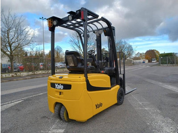 Električni viličar Yale ERP16VTMWB: slika Električni viličar Yale ERP16VTMWB