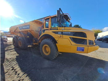 Zglobni istovarivač VOLVO A25G