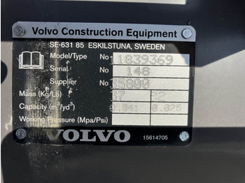 Rovokopač-utovarivač Volvo Tieflöffel mit Zähnen: slika Rovokopač-utovarivač Volvo Tieflöffel mit Zähnen
