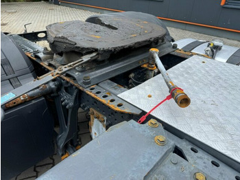 Zakup Mercedes-Benz Arocs 2142 4x4H SZM Euro 6 Kipphydraulik Mercedes-Benz Arocs 2142 4x4H SZM Euro 6 Kipphydraulik: slika Zakup Mercedes-Benz Arocs 2142 4x4H SZM Euro 6 Kipphydraulik Mercedes-Benz Arocs 2142 4x4H SZM Euro 6 Kipphydraulik