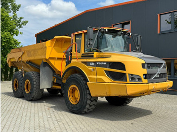 Zglobni istovarivač VOLVO A25G