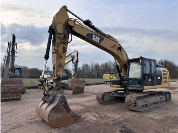 Bager gusjeničar CATERPILLAR 323EL