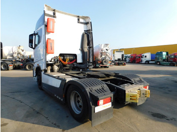 Tegljač Ford F max 4x2 scab e6 12s2620: slika Tegljač Ford F max 4x2 scab e6 12s2620