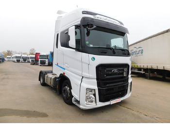 Tegljač Ford F max ll 4x2 scab e6 12tx2620: slika Tegljač Ford F max ll 4x2 scab e6 12tx2620