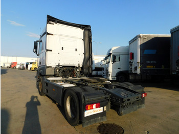 Tegljač Mercedes Actros: slika Tegljač Mercedes Actros