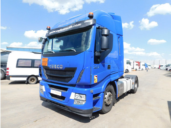 Tegljač IVECO